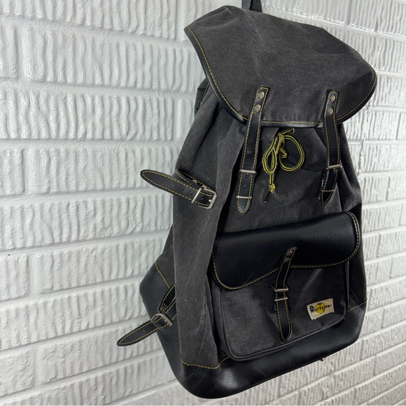 Vintage Dr. Martens Backpack 90s Grunge - Picture 4 of 9